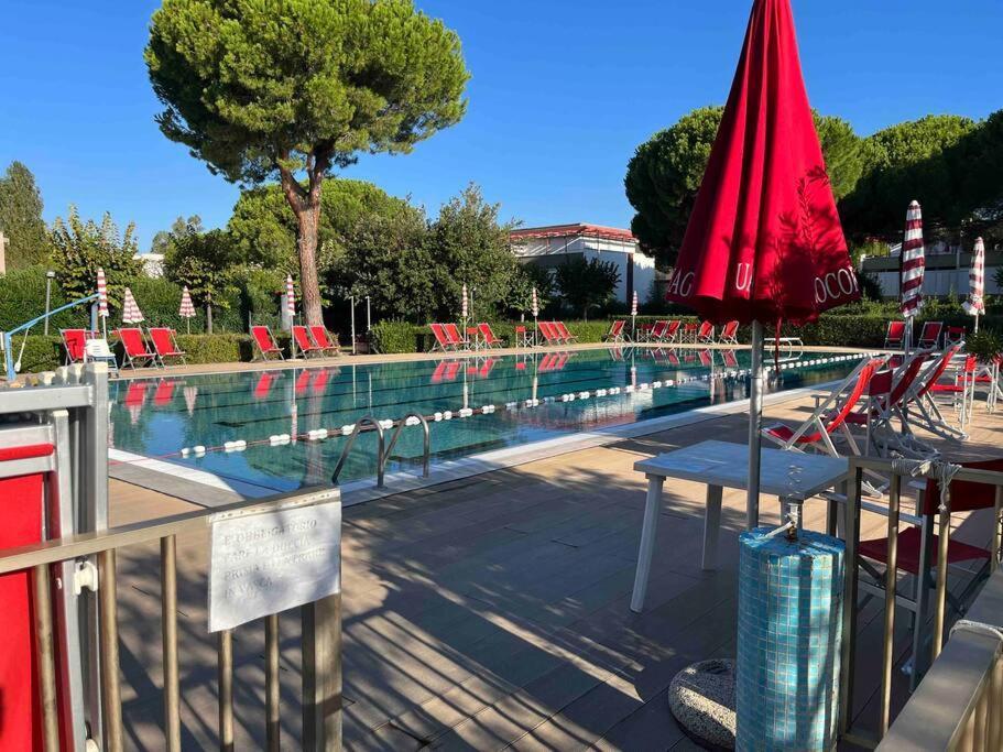Ferienwohnung Casina Mare Bibbona Marina Di Bibbona Exterior foto